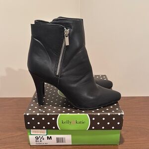 Kelly & Katie Black Heeled Boots with Sleek Design
